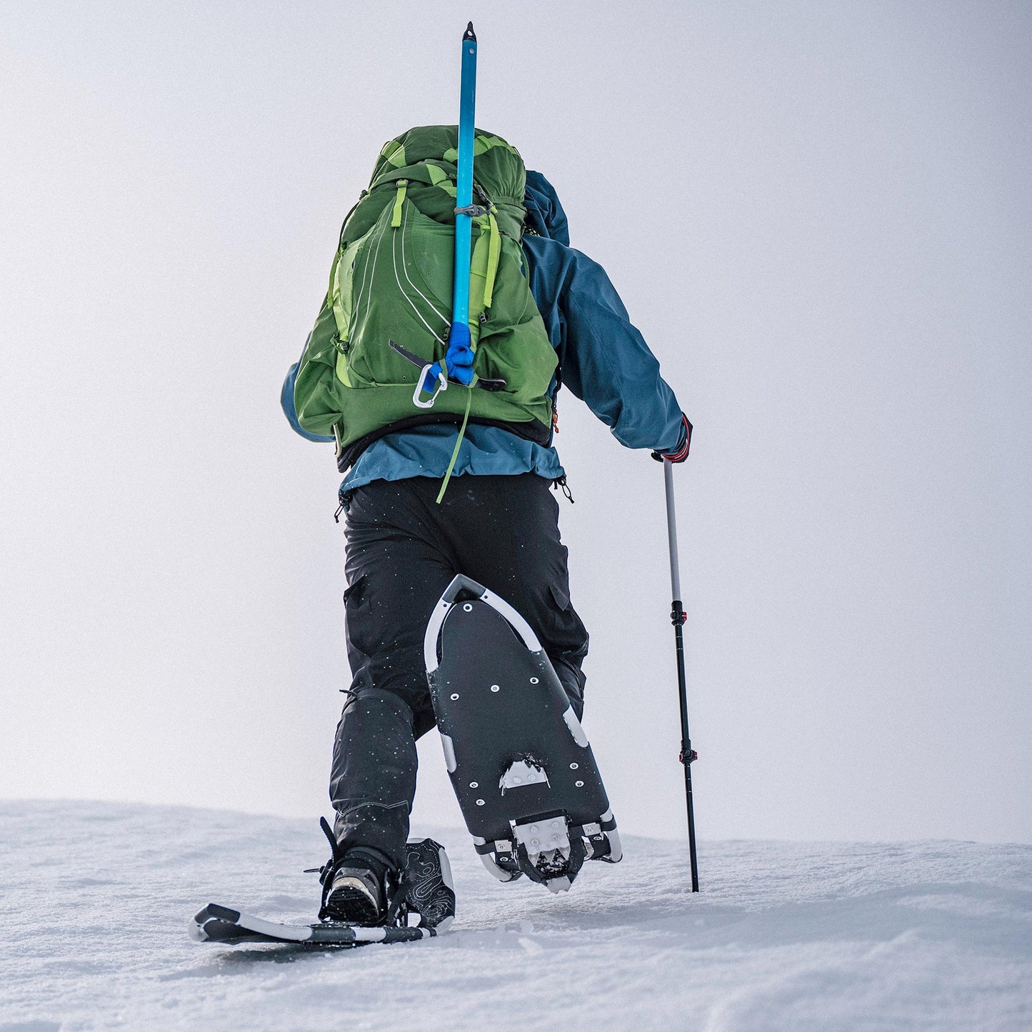 Crescent Moon Denali 37 Powder and Backpacking Snowshoes